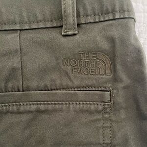 Women’s The North Face Pants Sz. 8